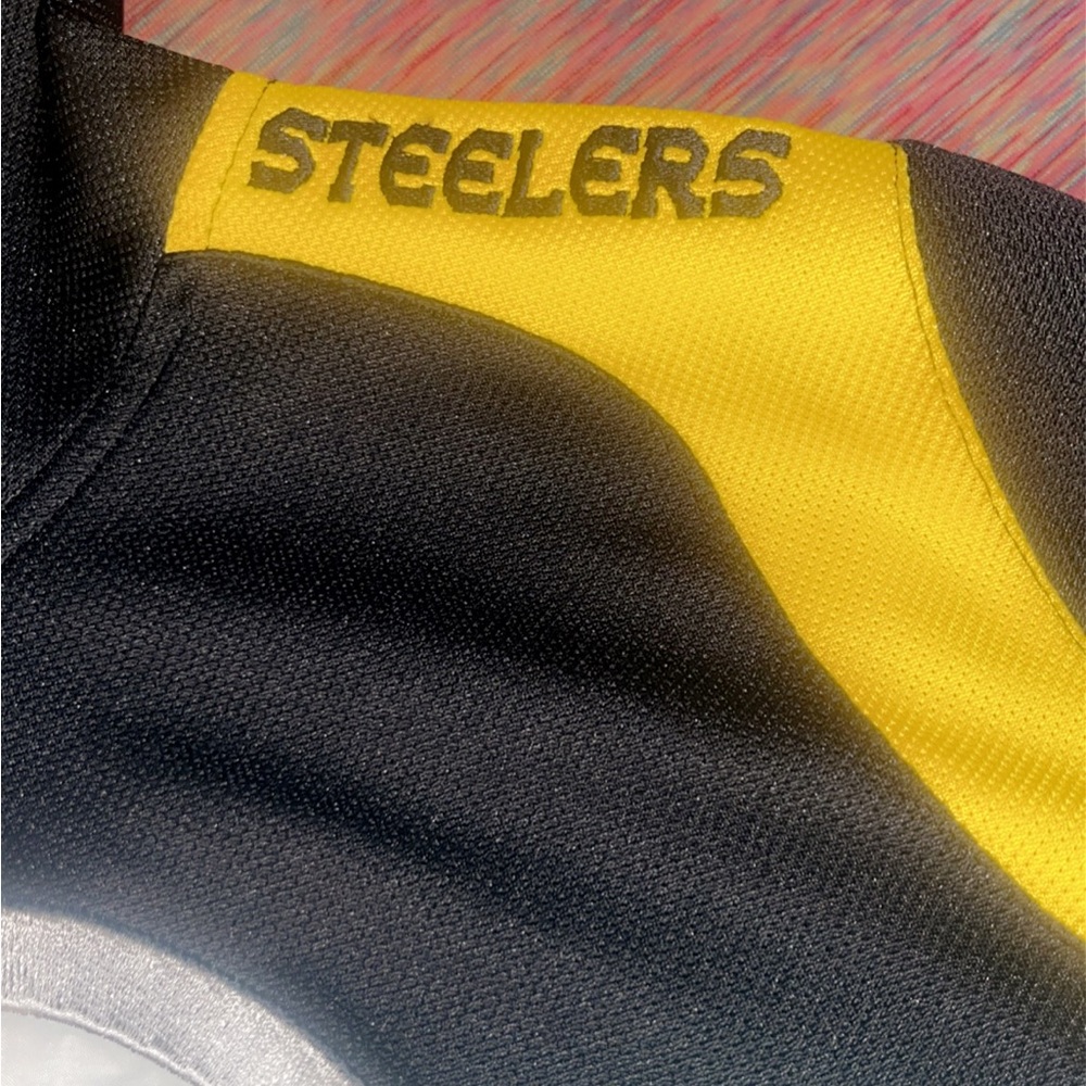 Nfl steelers hoodie new size larg